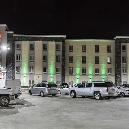 Comfort Suites - University
